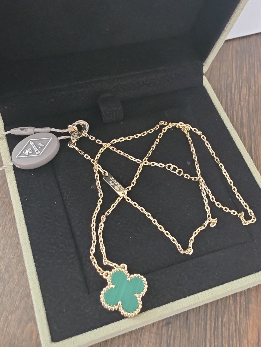 Green Clover Pendant Necklace & Earrings SET - Gold Chain